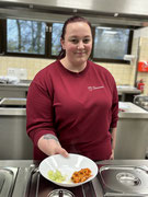 Angela Bonacker, Küchenhilfe