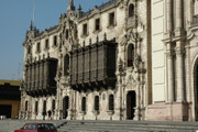 Palast des Erzbischofs an der Plaza Mayor von Lima.