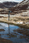 Wegweiser in die Highlands