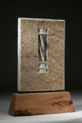 memoria I, marmo bianco statuario, legno