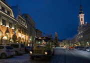 Der Postbus als traditionelles Markenzeichen zur Weihnachtszeit in Steyr