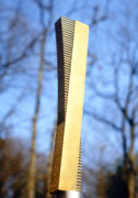 “Space - virtual・real (K-05)”　　　　H.40x10x4cm / stainless steel, brass / 1983