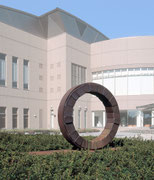 "Circle - harmony  (C-05)"　/ H.135x210x70cm / corten steel / 1993 / Nishinasuno Sports Park, Tochigi, Japan