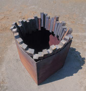 Morph ◇→ ◯ (C22=MO-1) H.130x100x100cm / corten steel, mild steel / 1997-2013*