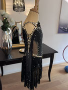 Kürkleid mit Fransen