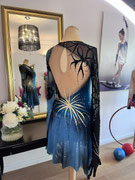 Kürkleid mit Schlangenapplikation