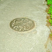 下水道本管のマンホール