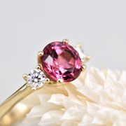 Cocktail-Ring mit Turmalin und Brillanten