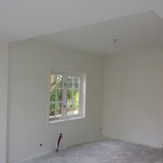 eind resultaat muren en plafond spuiten, woning Oegstgeest.