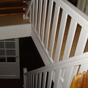 schilderen, muren, plafonds en houtwerk trap en deuren. woning Ommoord (rotterdam)