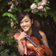 Midori Komachi 小町碧　Photo: Kitty Gallannaugh