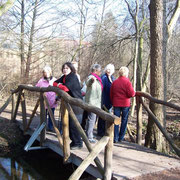 Über diese Brücke muss man gehen ...