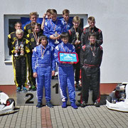 Siegerehrung der Mannschaften: Platz 3 MSC Land Hadeln I (re.)