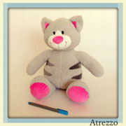 Peluche Gato Gris / REF: - N /  35 cms./ 1 unidad / Arriendo: $ 3.000  / Garantía: $ 10.000 