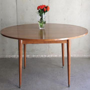 MESA COMEDOR REDONDA/ REF: MUE-015 / MEDIDAS: 1,20 MTS. DIAMETRO / 1 UNIDAD / ARRIENDO: $35.000 / GARANTIA: $150.000.