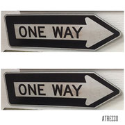 SEÑALETICA ONE WAY / Arriendo: $5.000 C/U  / Garantía: $ 15.000  C/U