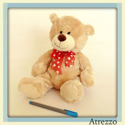 Peluche Oso Beige cinta roja / REF: - N /  30 cms./ 1 unidad / Arriendo: $ 3.000  / Garantía: $ 10.000 