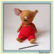 Peluche Ratón Jardinera Roja  / REF: - N /  25 cms./ 1 unidad / Arriendo: $ 2.500  / Garantía: $ 25.000 