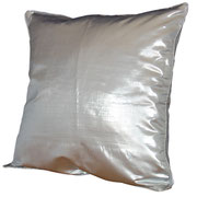 Cojínes plata cuadrado/ REF: TEXT- 032/ 40 X 40 CMS./ 2 unidades / Arriendo: $ 3.500 c/u  / Garantiía: $ 15.000