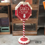 DISCO STOP NAVIDEÑO ROJO (CON LUCES)  / 90 CMT. ALTO - 38 X 5,5 CMS  / 1 UNIDAD / ARRIENDO: $22.000 / GARANTÍA: $65.000 