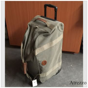 Bolso viaje RIP CURL Oliva / Arriendo: $18.000 / Garantía: $60.000