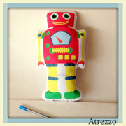 COJIN FIGURA ROBOT / 1 unidad / Arriendo: $ 4.000  / Garantía: $ 15.000 