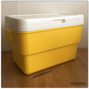 COOLER AMARILLO GRANDE / REF: VAR- 116/ Medidas: 50 x 40 x 40 cms. / 1 unidad / Arriendo: $ 20.000 / Garantía: $40.000