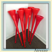 BUBUZELAS ROJAS / ARRIENDO: $2.000 C/U