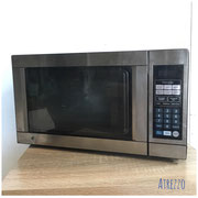 MICROONDAS PLATEADO BOTONES / REF: COC- / 1 unidad / Arriendo: $ 15.000 / Garantía: $ 35.000