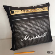 COJIN PARLANTE MARSHALL/ MEDIDAS: 45 X 45 CMS. /STOCK: 1 UNIDAD /  ARRIENDO: $5.000 / GARANTIA: $25.000