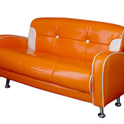 Mini Sofá tevinil naranja niños / REF:  / 1 unidad / Arriendo: $ 12.000 / Garantía: $ 60.000 