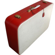 MALETA CUERO TAURO BLANCA Y ROJO / MEDIDAS: 70 X 48 X 20 CMS./ (REF: MAL-001) / ARRIENDO: $12.500 /  GARANTIA: $40.000  