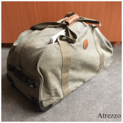 BOLSO RIP CURL GRANDE CON CARRO / REF: MAL-0 / 1 unidad / Arriendo: $ 18.000 / Garantía: $ 50.000  