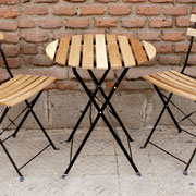 JUEGOS CAFETERÍA MADERA METAL / REF: MUE-049 / 6 JUEGOS  (6 MESAS Y 12 SILLAS) / ARRIENDO: $25.000 C/JUEGO (1 MESA Y 2 SILLAS) / GARANTIA: $ 70.000 C/JUEGO (1 MESA Y 2 SILLAS) 