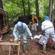 炭焼き小屋周辺の整備