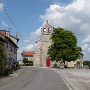 Séance 34 : tour du bourg en bus. Visite de l'église de Royères...