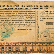 Tickets de rationnement pour le pain de la famille PAUGNAT à Royères (collection BREGAINT).