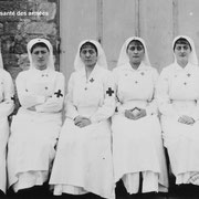 Photo des infirmières de l'Hôpital bénévole n°26 bis d'Eymoutiers (collection Musée du service de santé des armées)