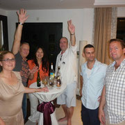Party bei Chris. Von links nach rechts: Caro, Nick, Julia, Jan, Chris und Stefan.