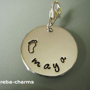 Charm mit Babyfuß + Name