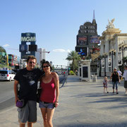 Dani & Ursi rocking Vegas