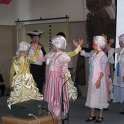 kurz vor dem Auftritt zur 200 Jahres-Feier der Volksschule Amaliendorf 26.6.2012