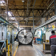 Mobile Jumbo Ventilatoren in Produktionshallen