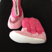 € 1,50 babylaarsjes roze 11cm