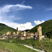 Géorgie - les maisons-tours d'Ushguli