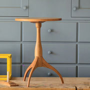 Shakermöbel Peter Seeland/ Shaker candlestand auf der Hobelbank