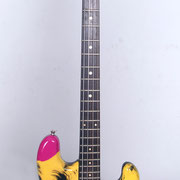 "Marylin", airbrush and handpaint on electric bass