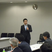 三日月大造議員