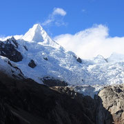 Nevado Alpamayo (Cordillera Blanca)