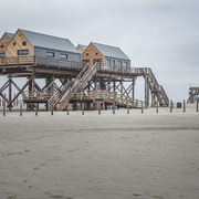 neubau // pfahlbauten // SPO // lph 1-9